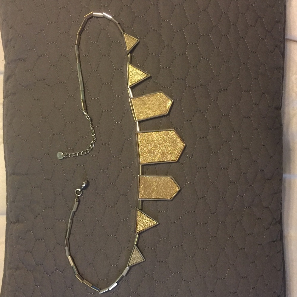House of Harlow 1960 5 station leather necklace